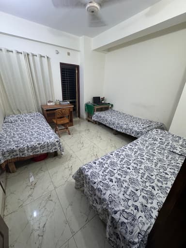 Image of  room number a3 of 'The Crown Boys Hostel'