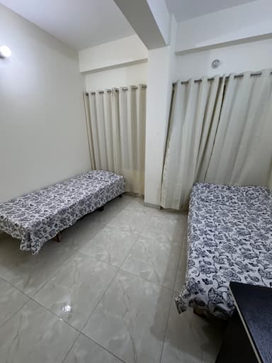 Image of  room number b3 of 'The Crown Boys Hostel'